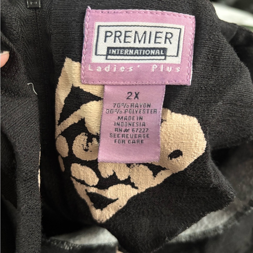 Preview International Black Ladies' Plus Top